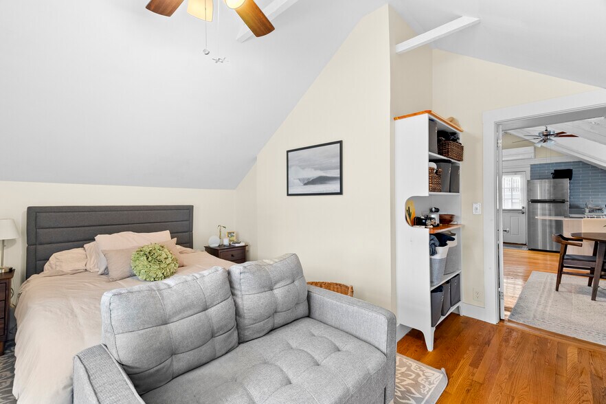 More Photos Of 13 Dean Ave, Newport Apartments For Sale