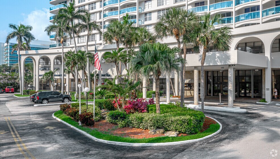 More Photos Of 3800 S Ocean Dr, Hollywood Office For Sale