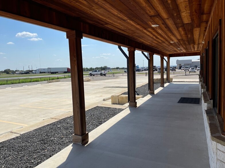 More Photos Of 9606 Interstate 20, Eastland Light Manufacturing For Sale