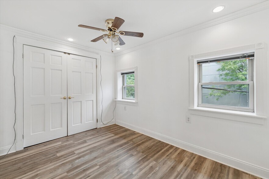 More Photos Of 2621 Sepviva St, Philadelphia Storefront Retail Residential For Sale