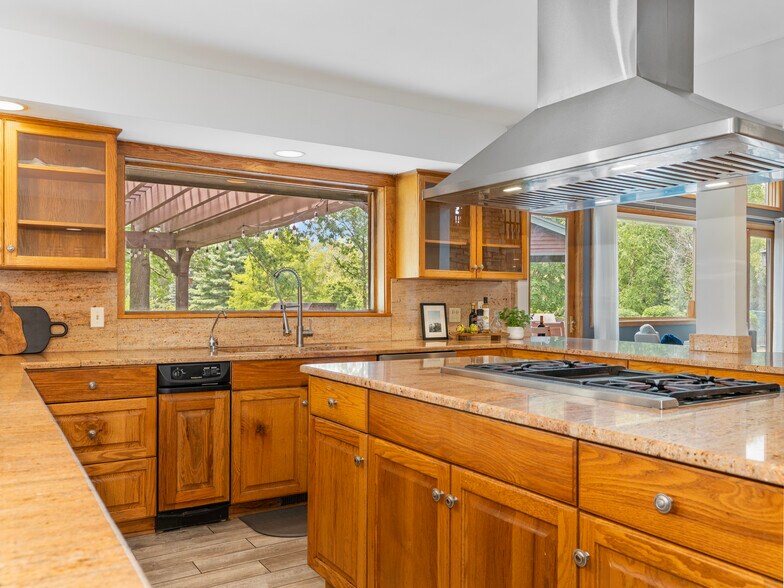 More Photos Of 22660 S Harlem Ave, Frankfort Flex For Sale
