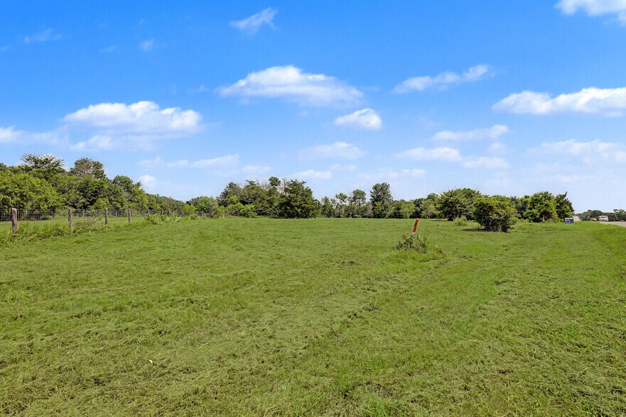 More Photos Of 14610 TX-21, North Zulch Land For Sale