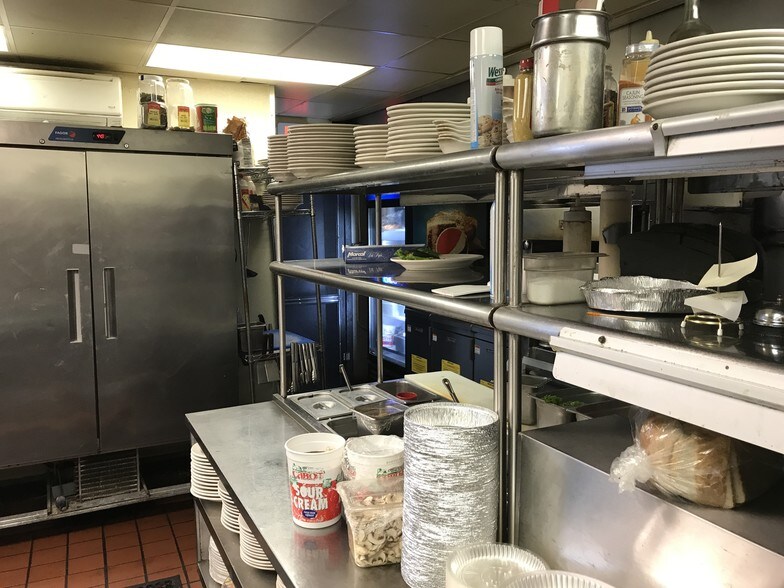 More Photos Of 130 Mount Pleasant Rd, Newtown Restaurant For Sale