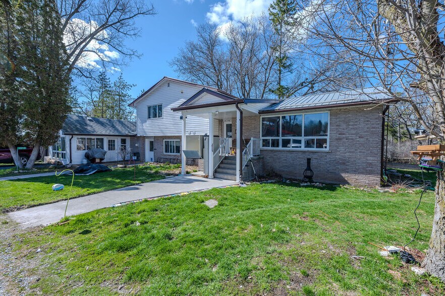 More Photos Of 181 Melville Rd, Consecon Trailer Camper Park For Sale