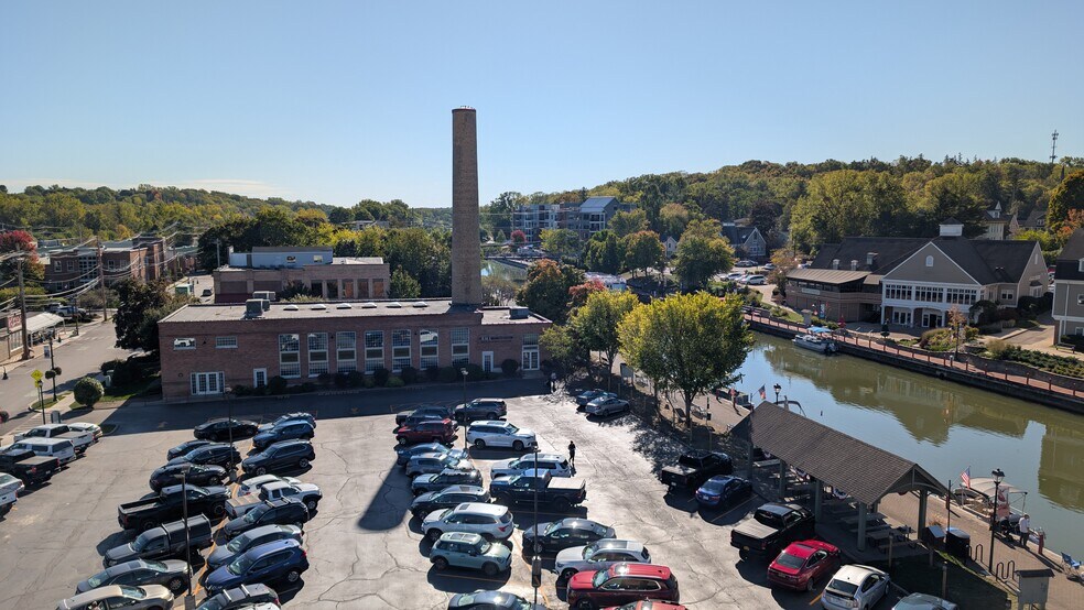Primary Photo Of 10 Liftbridge Ln E, Fairport Loft Creative Space For Lease