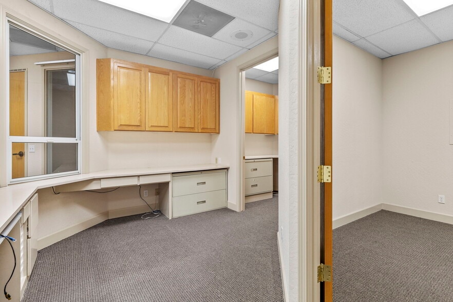 More Photos Of 13620 Lincoln Way, Auburn Office For Sale