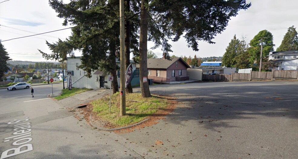 More Photos Of 963 Brunette Av, Coquitlam Land For Sale