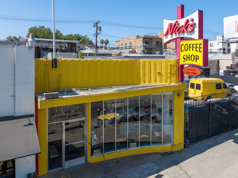 More Photos Of 8536 W Pico Blvd, Los Angeles Restaurant For Lease