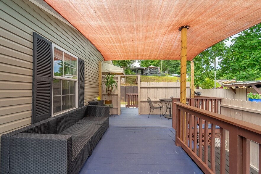 More Photos Of 270 Deyton Camp Rd, Robbinsville Marina For Sale