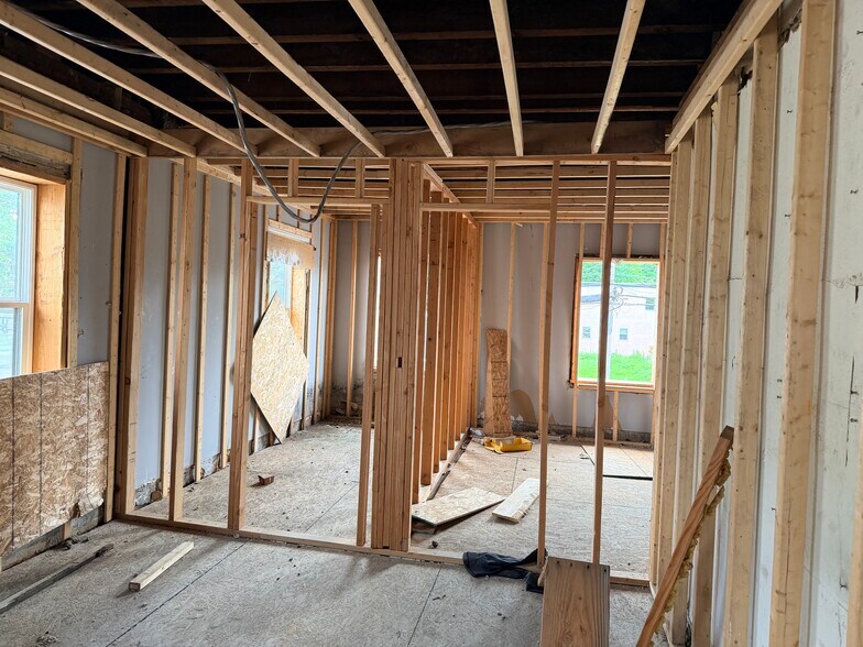 More Photos Of 1115 Upland St, Chester Apartments For Sale