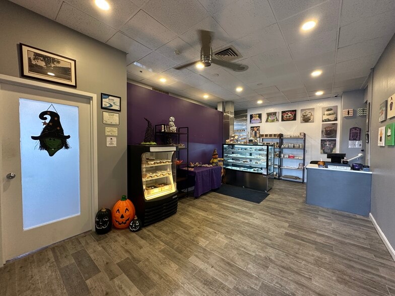 More Photos Of 97-103 Elm St, Millbury Storefront Retail Office For Lease