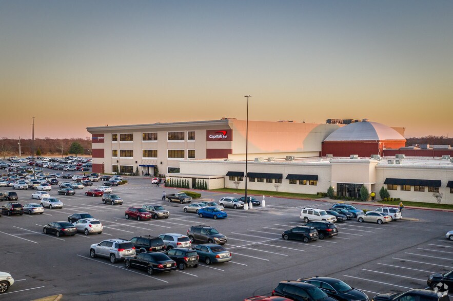 More Photos Of 14002 E 21st St, Tulsa Unknown For Lease