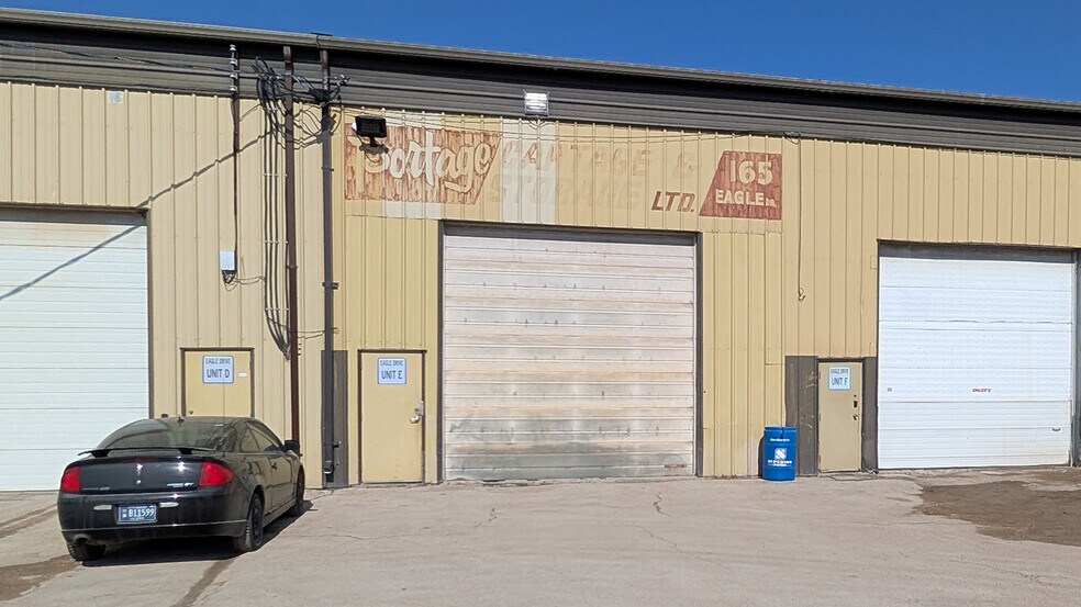Primary Photo Of 165-203 Eagle Dr, Winnipeg Warehouse For Lease