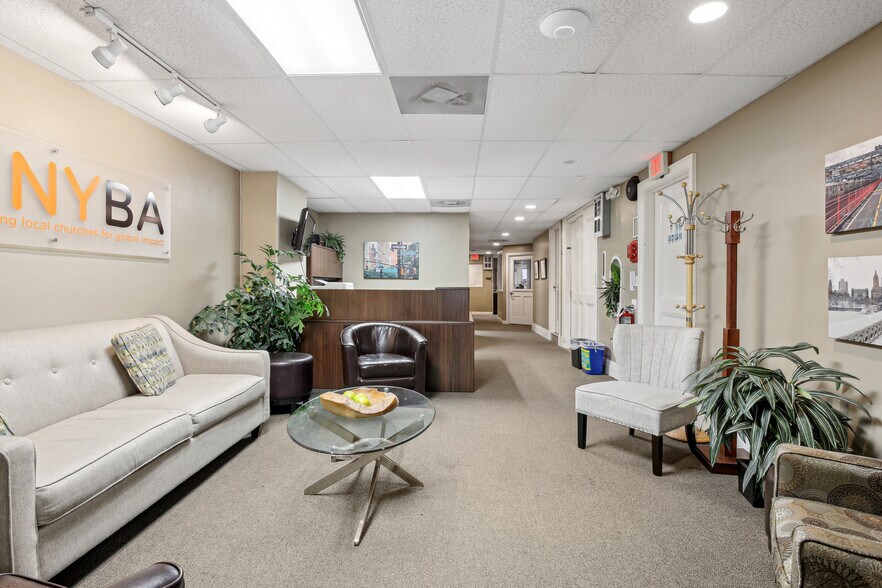 More Photos Of 236 W 72nd St, New York Office Residential For Sale