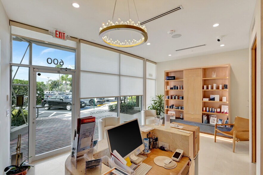 More Photos Of 2151 S Alternate A1A Hwy, Jupiter Medical For Sale