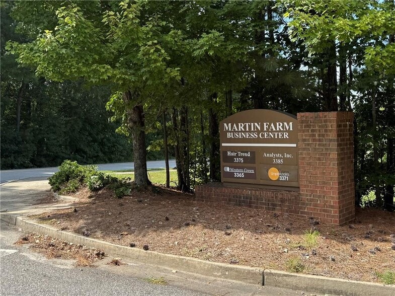 More Photos Of 3371 Martin Farm Rd, Suwanee Warehouse For Sale