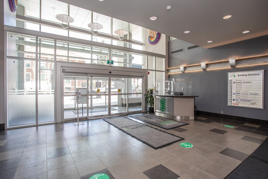 More Photos Of 4900 50 St, Red Deer Office For Lease