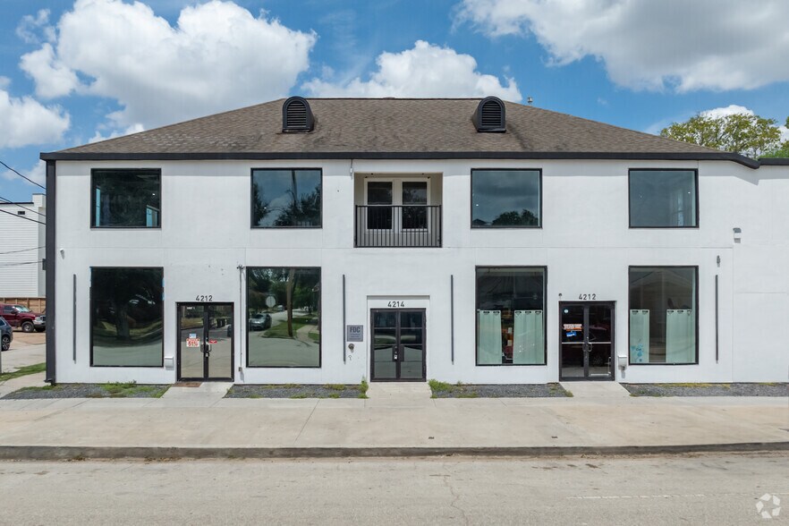 More Photos Of 4210 Emancipation Ave, Houston General Retail For Sale