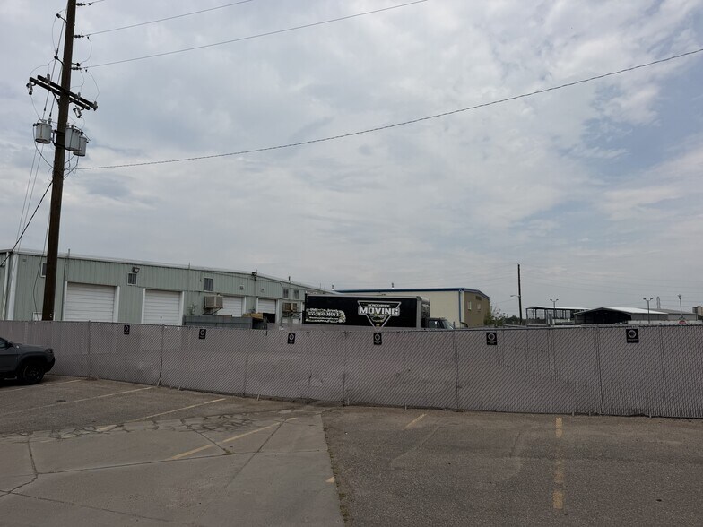 More Photos Of 1942-1950 S Quebec St, Denver Warehouse For Lease