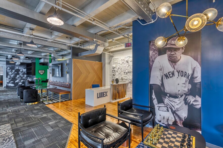 More Photos Of 223 W Erie St, Chicago Loft Creative Space For Lease