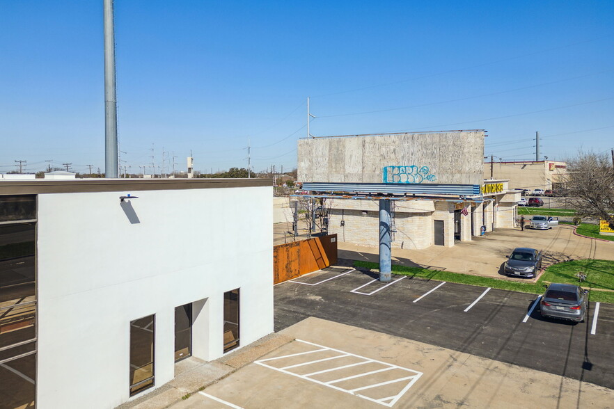 Primary Photo Of 9525 & 9535 Skillman St, Dallas Distribution For Sale