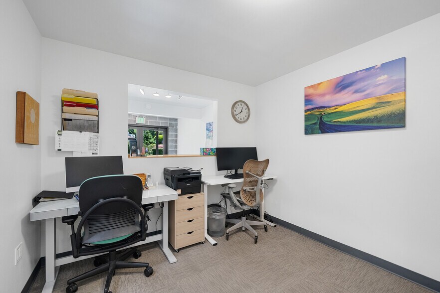 More Photos Of 9330 4th St, Bay City Medical For Sale