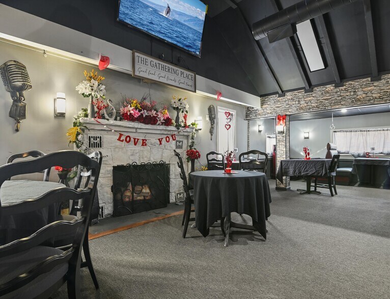 More Photos Of 2080 Milford Rd, East Stroudsburg Restaurant For Lease