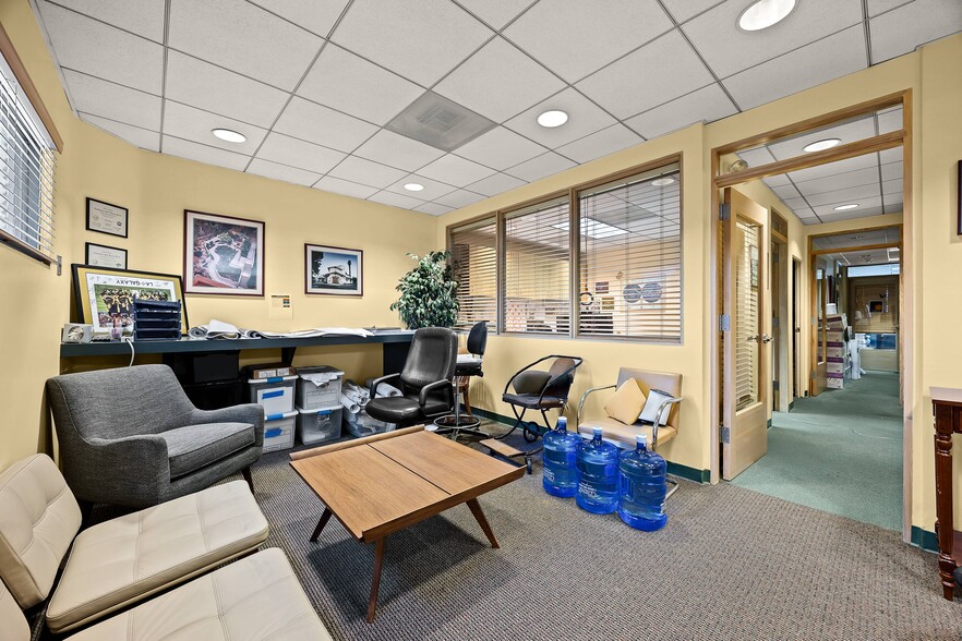 Primary Photo Of 4059 Verdugo Rd, Los Angeles Loft Creative Space For Sale