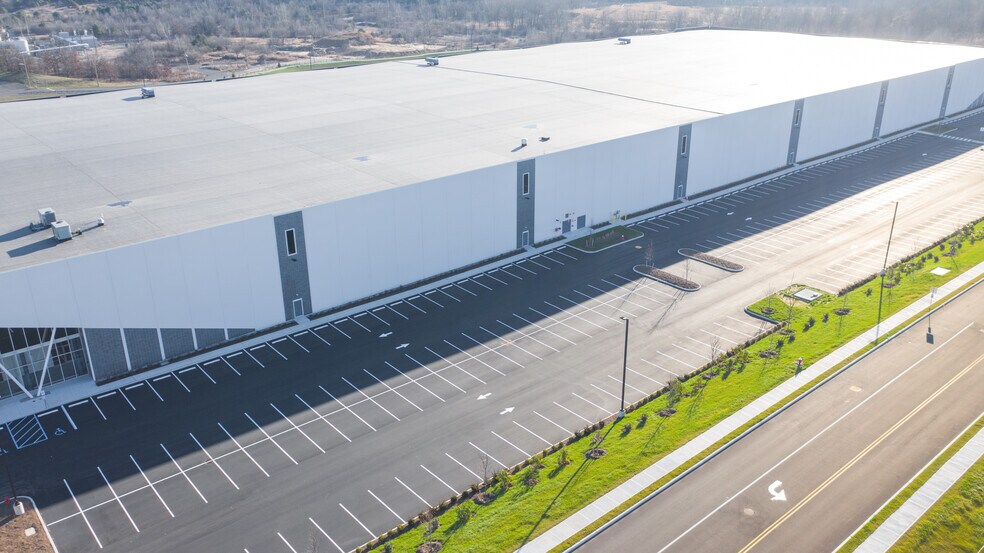 More Photos Of 50 Minnisink Ave S, Sayreville Unknown For Lease