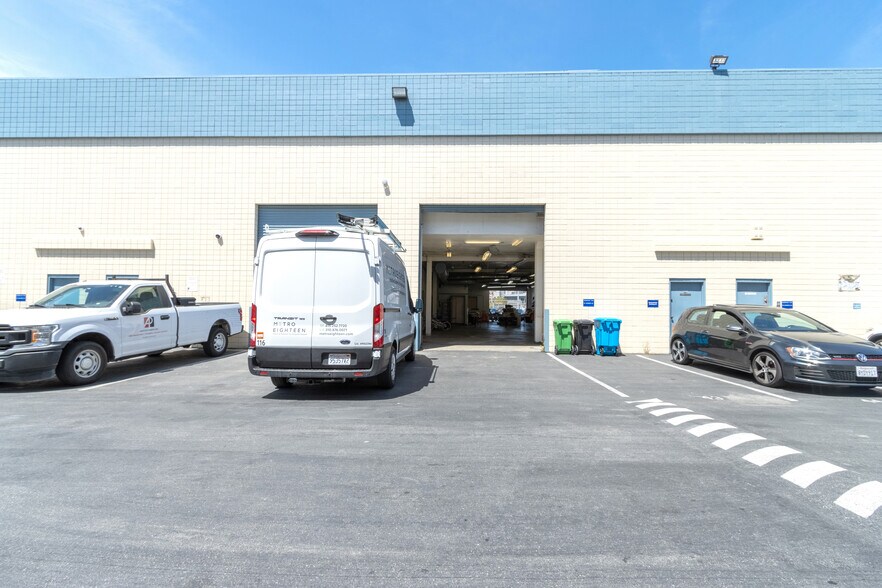 More Photos Of 101-135 Quint St, San Francisco Warehouse For Sale