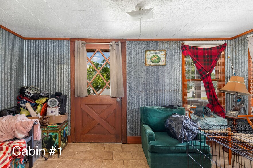 More Photos Of 1511 98th St NW, Grove Storefront For Sale