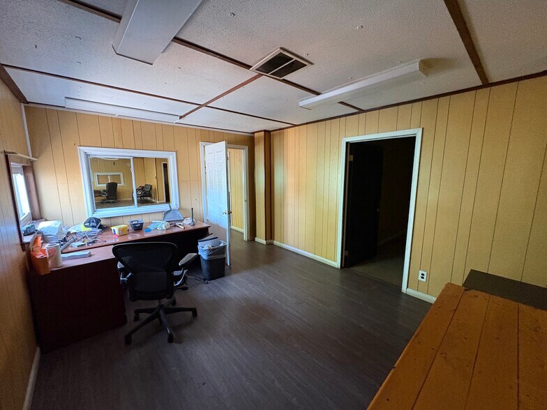 More Photos Of 1 Hackensack Ave, South Kearny Industrial For Lease