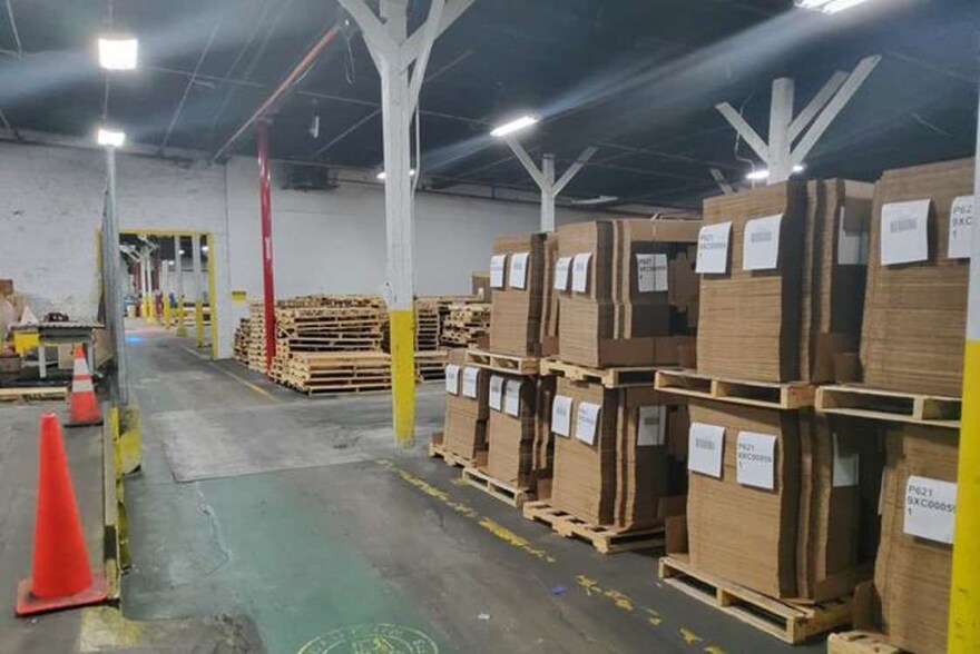 More Photos Of 1121 W Kentucky St, Louisville Distribution For Sale