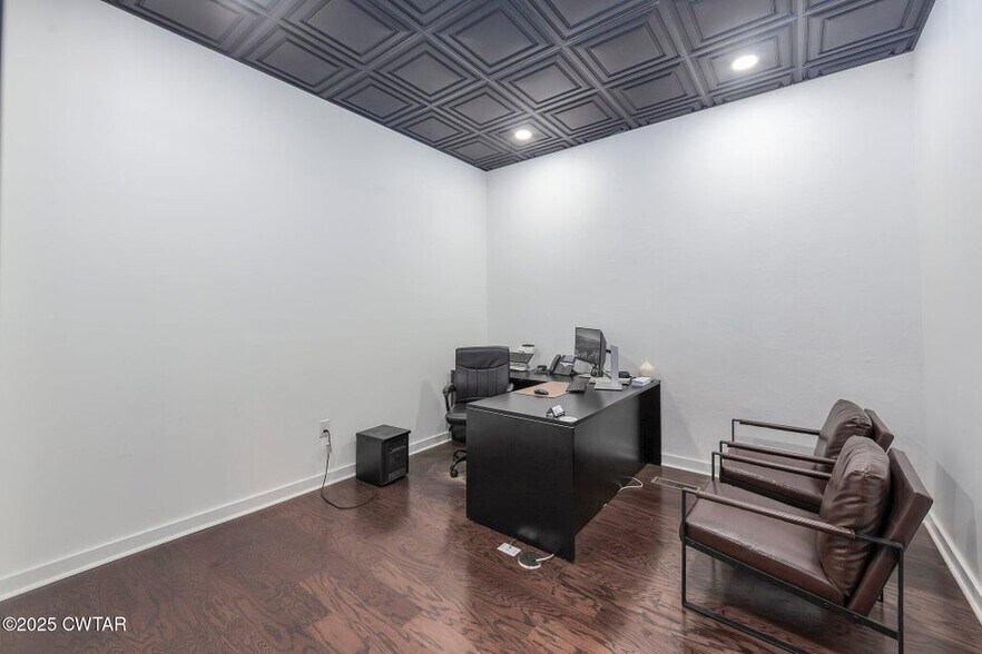 More Photos Of 56 Lee Ave, McKenzie Office Residential For Sale