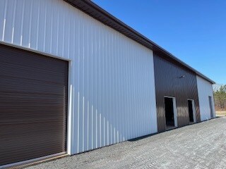 More Photos Of 2036 Frontage Rd, Anderson Unknown For Lease