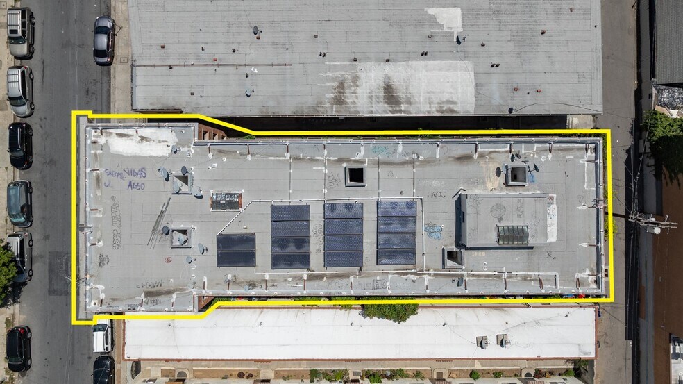 More Photos Of 2222 W 15th St, Los Angeles Apartments For Sale