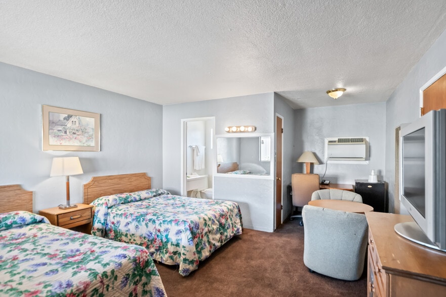 More Photos Of 2465 El Camino Real, Santa Clara Hotel For Sale