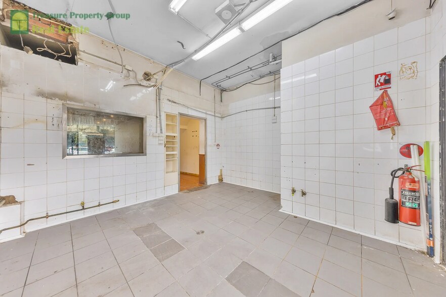 More Photos Of 272-276 Cleveland Ave, Surry Hills Apartments For Lease