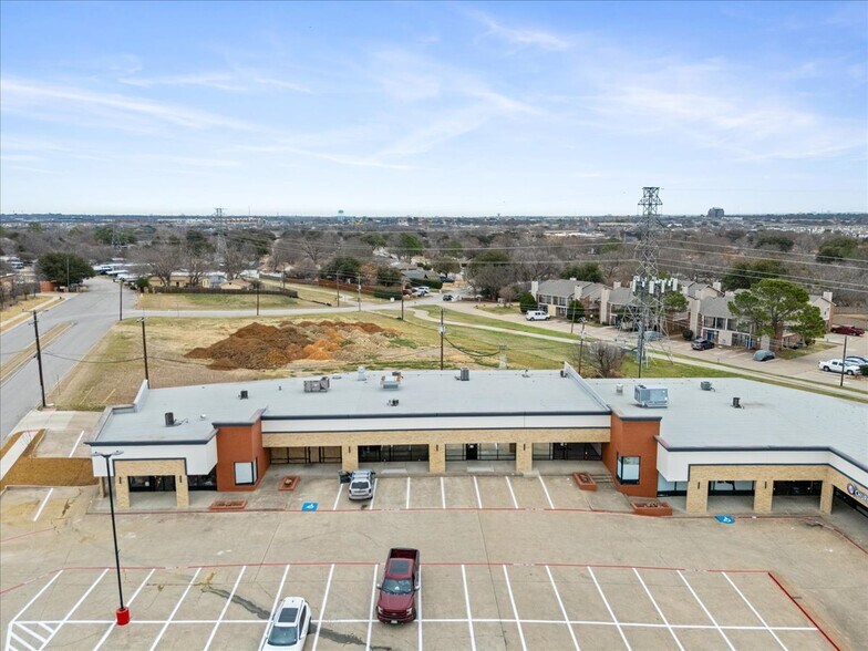 More Photos Of 5750 Davis Blvd, North Richland Hills Unknown For Lease