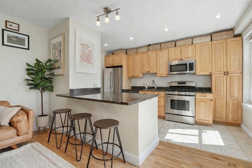 More Photos Of 130 Myrtle, Boston Apartments For Sale