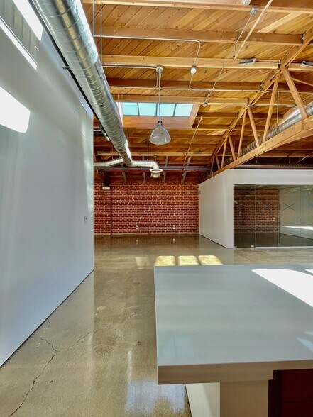 More Photos Of 1745 Berkeley St, Santa Monica Loft Creative Space For Lease