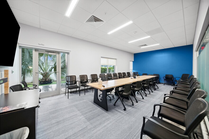 More Photos Of 1005 Viera Blvd, Rockledge Office For Lease
