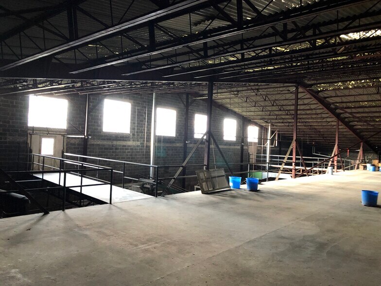 More Photos Of 5119 Russeldale Rd, Purgitsville Industrial For Lease