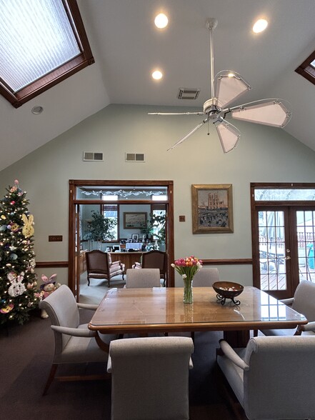 More Photos Of 847 King George Rd, Fords Office For Sale