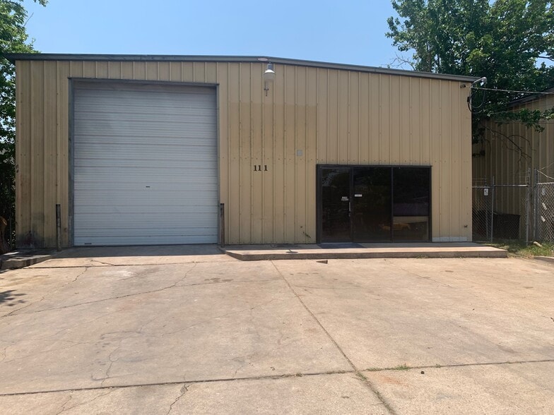 Primary Photo Of 111 Texas Ave, San Marcos Warehouse For Sale