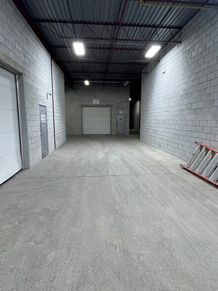 More Photos Of 161 Bartley Dr, Toronto Manufacturing For Lease