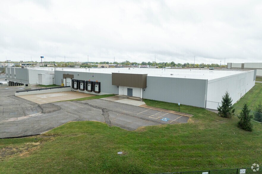 More Photos Of 20801 Miles Rd, North Randall Warehouse For Lease