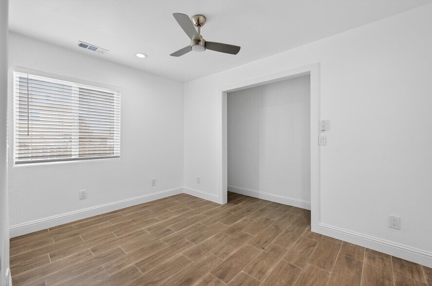 More Photos Of 6873 20th Ave, Lemoore Land For Sale