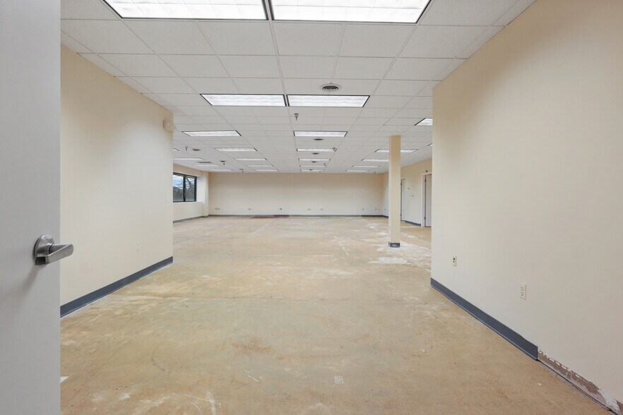 More Photos Of 339 Buschs Frontage Rd, Annapolis Medical For Sale