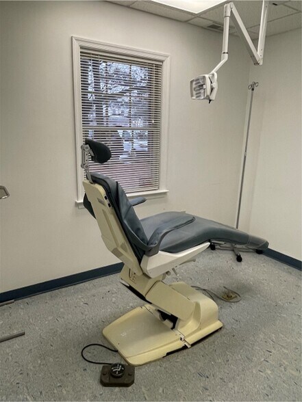 More Photos Of 556 Cynwood Dr, Easton Medical For Lease